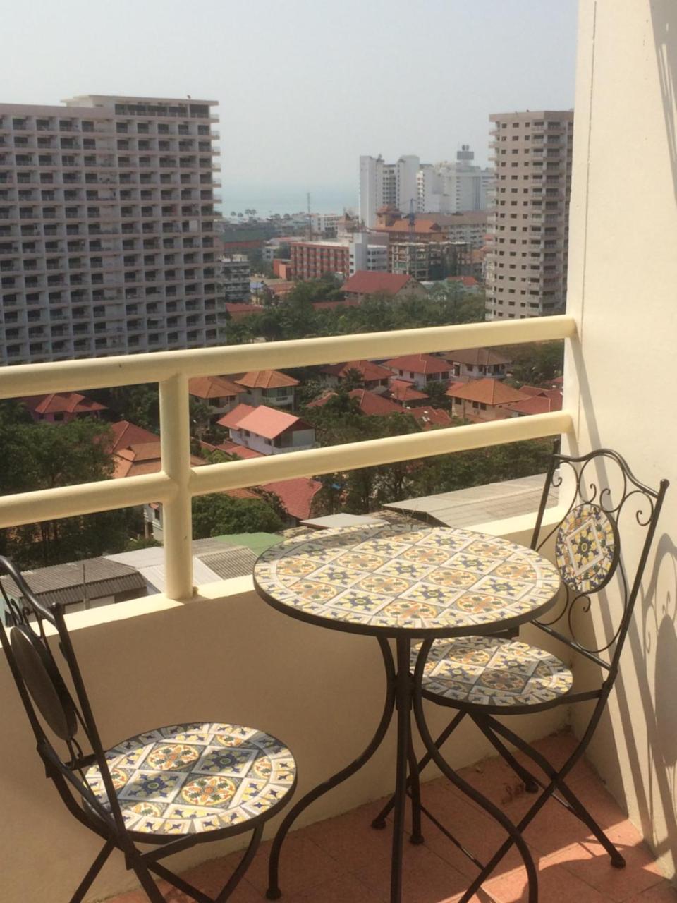 View Talay 1B Serviced Apartments Pattaya Extérieur photo